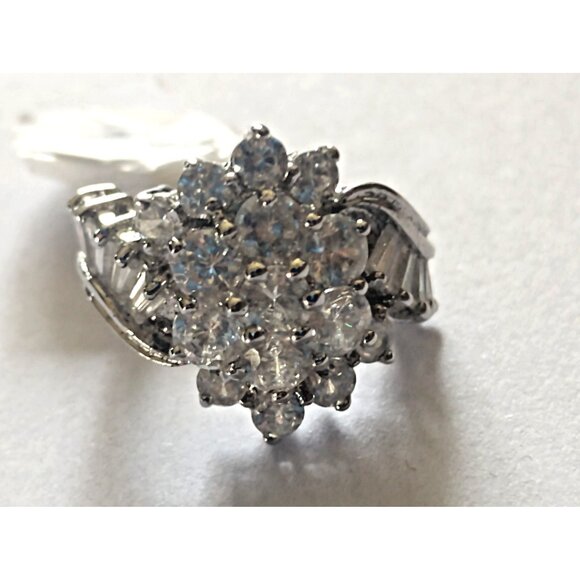 Italian 925 Sterling Silver Women's Ring with Cluster & Bar Zirconia -  Size 5 - Picture 4 of 6